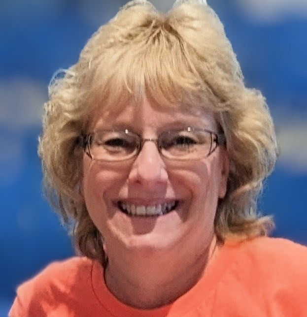 Picture of Kelli Newhouse.